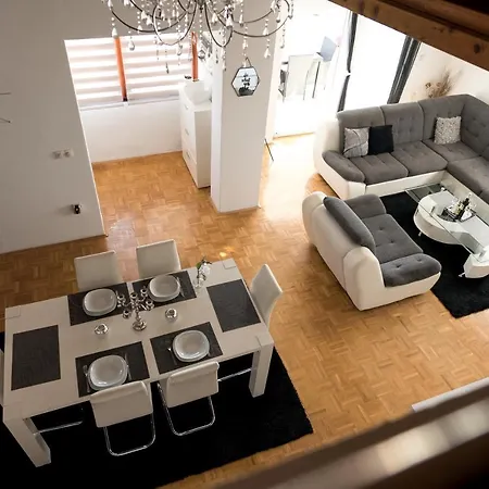 Natura With Private Pool Apartamento *